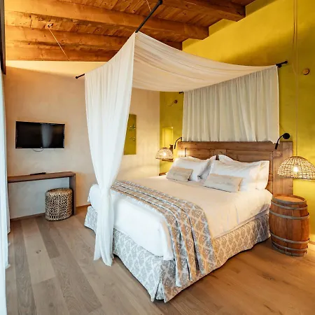 Resort Conti Thun Wine *