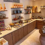 Conti Thun Wine אתר נופש