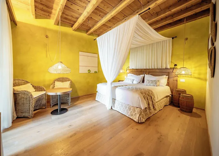 Conti Thun Wine Puegnago